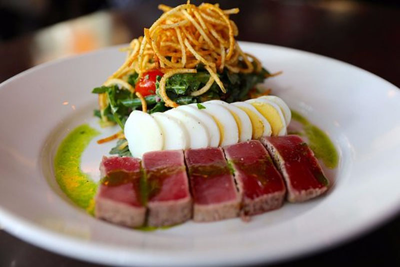 salad cá ngừ đại dương