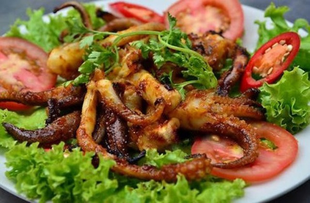 món bạch tuộc nướng huong-vi-thom-ngon-cua-mon-bach-tuoc-nuong-sa-te