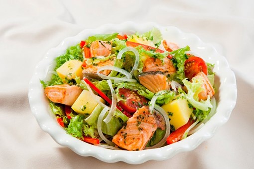 salad cá hồi