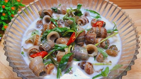 huong-dan-cach-nau-mon-oc-huong-xao-dua