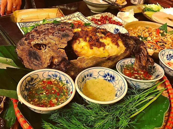cá bò hòm nướng muối ớt