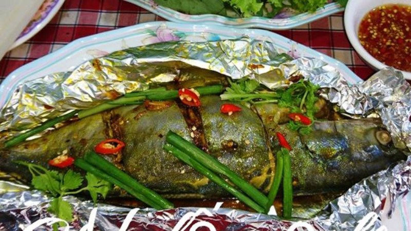 ca-cam-nuong-giay-bac-ca-cam-nau-gi-ngon