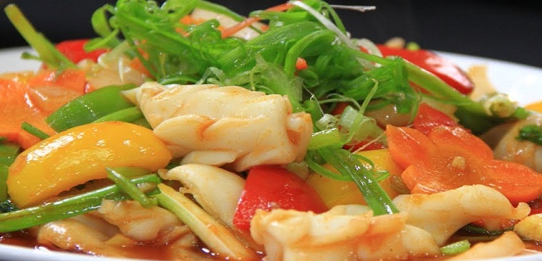 mo-muc-xao-rau-cu-chua-ngot-thanh-pham